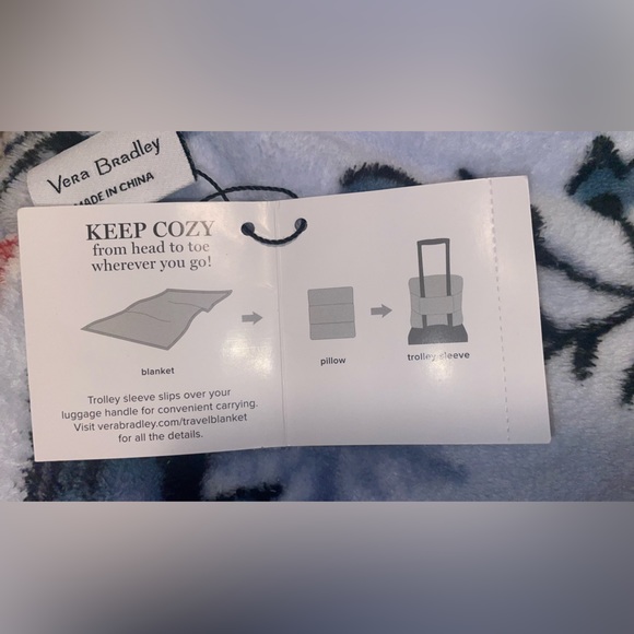 NWT VERA BRADLEY PLUSH MERRY MISCHIEF SNOW DAY FLEECE TRAVEL  CHRISMAS BLANKET - Picture 5 of 9